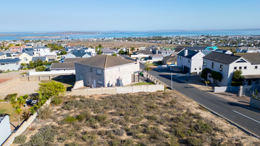 4 Bedroom Property for Sale in Myburgh Park Western Cape